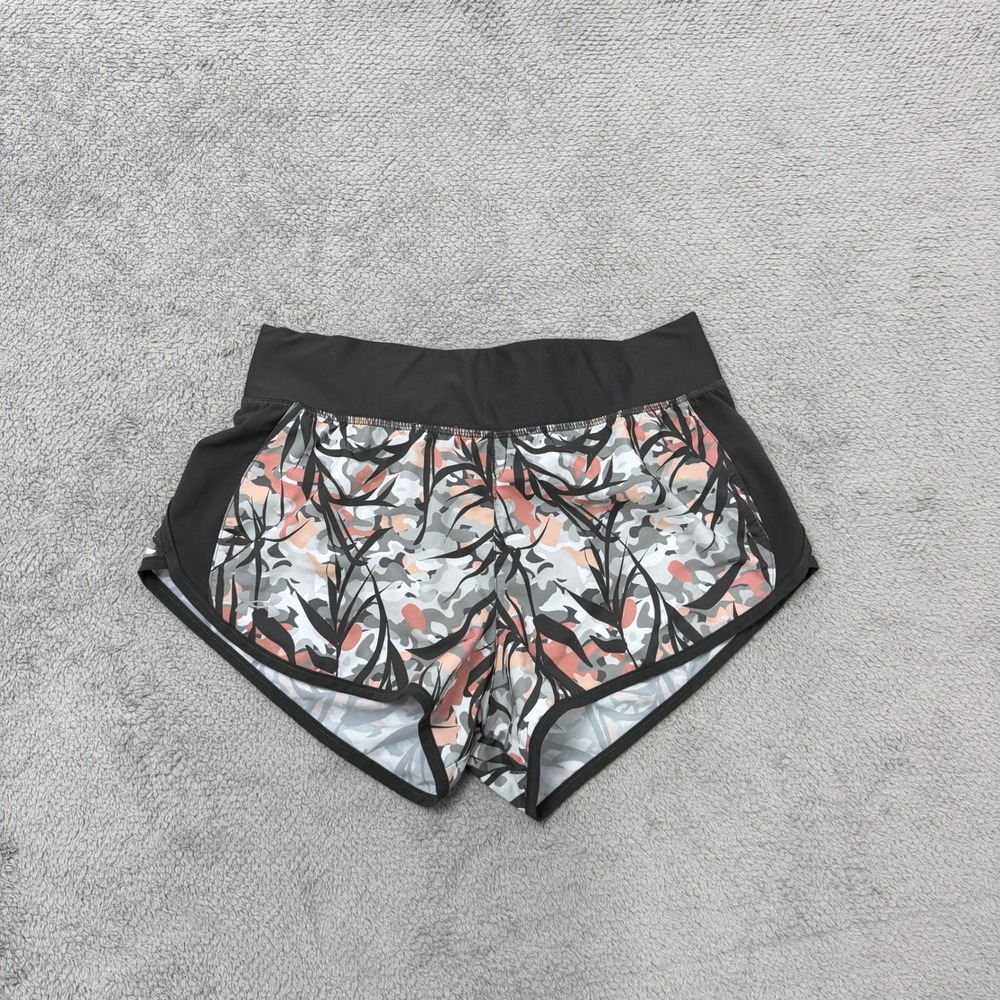 Under Armour Speedpocket Shorts Womens M Gray Camo Floral Running Athletic